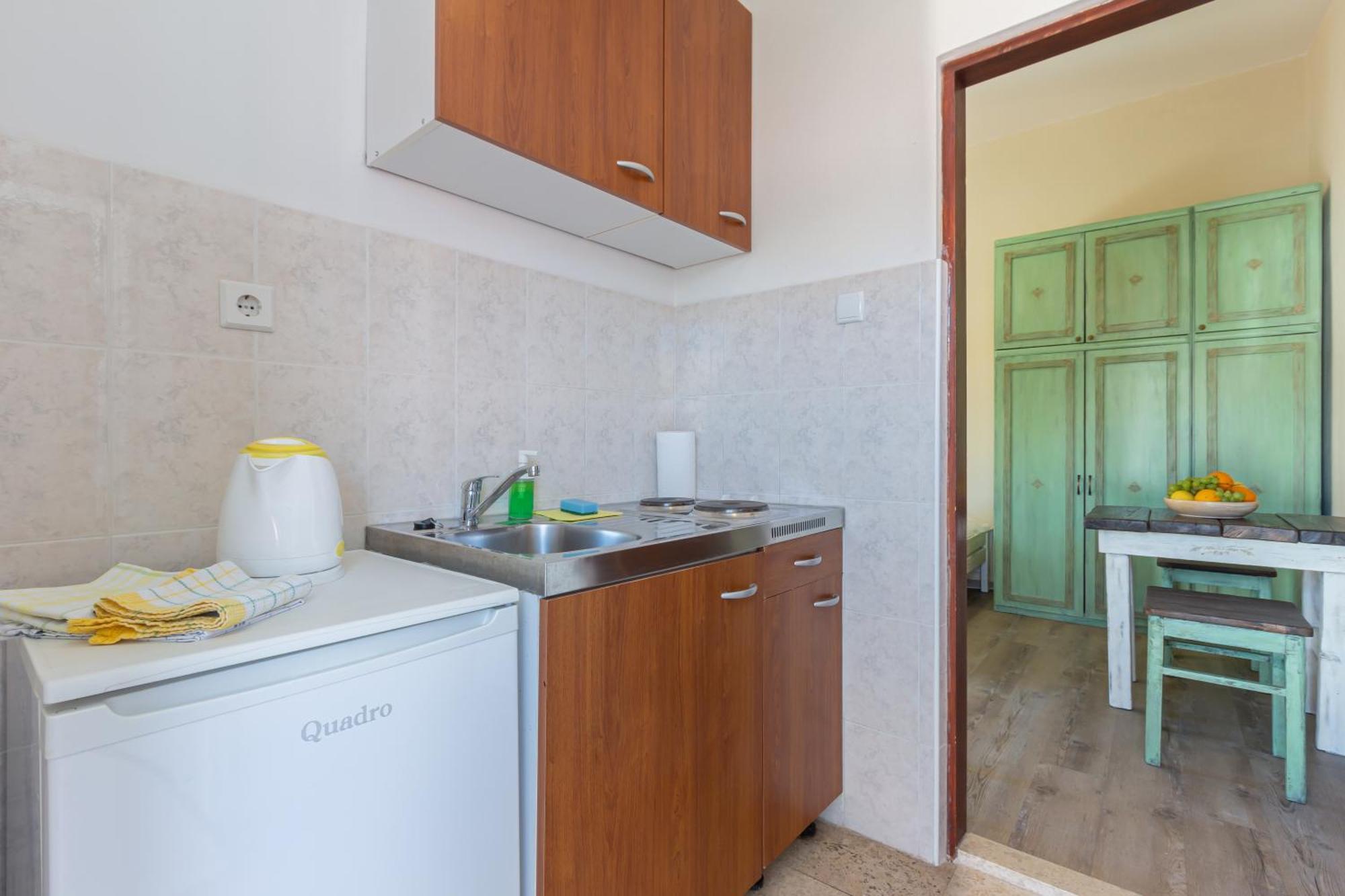 Rooms & Studio Apartments By The Way باشْكا المظهر الخارجي الصورة