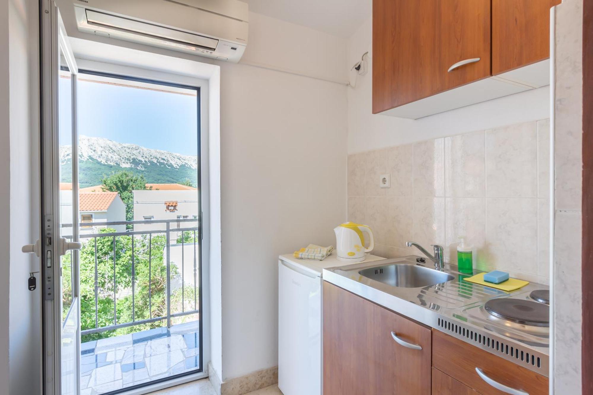 Rooms & Studio Apartments By The Way باشْكا المظهر الخارجي الصورة